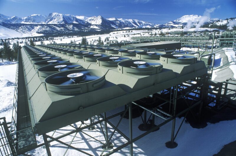 Loans for geothermal power plants in US