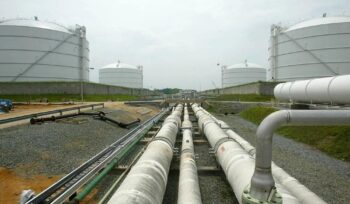 Liquefied natural gas plants: project financing and construction loan