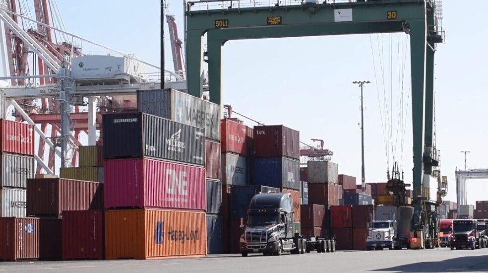 Financing for seaport modernization and expansion: project finance